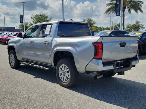 Used 2024 Toyota Tacoma SR5 AWD/4WD image 3