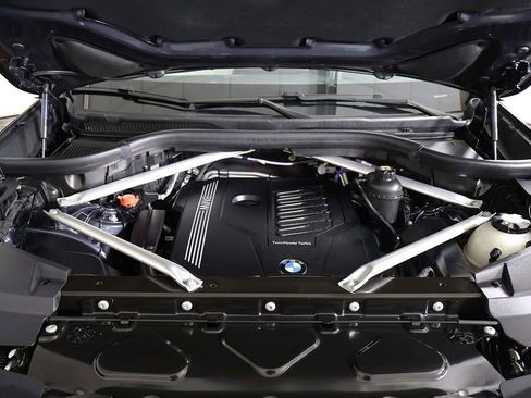 Used 2021 BMW X5 xDrive40i w/ Premium Package 2 image 26