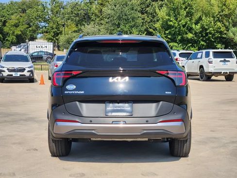 Certified 2026 Kia Sportage EX w/ EX Panorama Roof Package AWD/4WD image 6