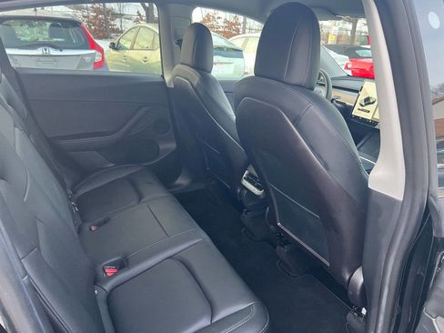Used 2021 Tesla Model Y Long Range image 14