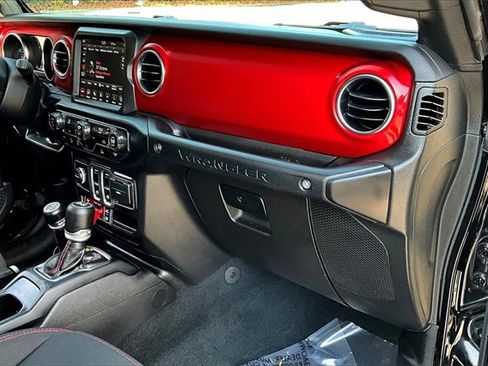 Used 2022 Jeep Wrangler Rubicon image 23