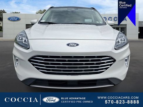 Certified 2022 Ford Escape Titanium w/ Titanium Elite Package AWD/4WD image 2