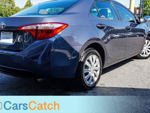 Used 2015 Toyota Corolla LE FWD image 5