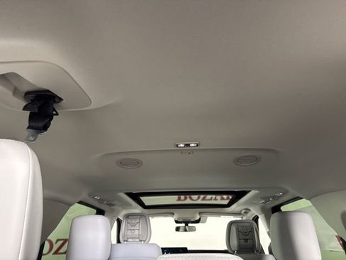 New 2026 Ford Expedition Max Platinum image 30