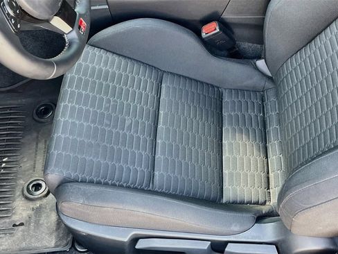 Used 2025 Toyota GR86 w/ ALL Weather Mat Package (TMS) RWD image 18