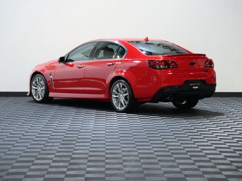 Used 2014 Chevrolet SS RWD image 8