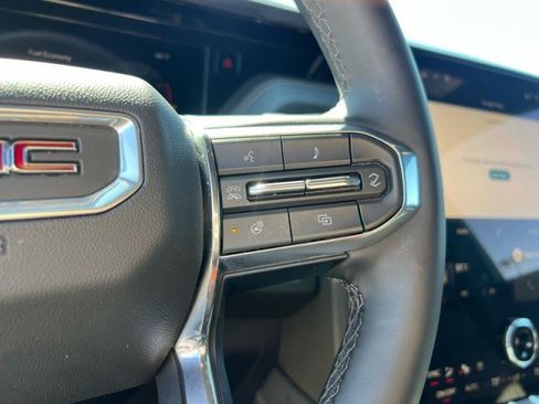 Used 2026 GMC Yukon XL Elevation w/ Elevation Premium Package RWD image 13
