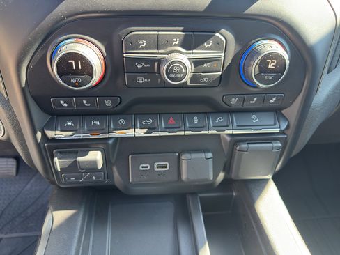 Used 2019 Chevrolet Silverado 1500 LTZ w/ LTZ Premium Package image 30