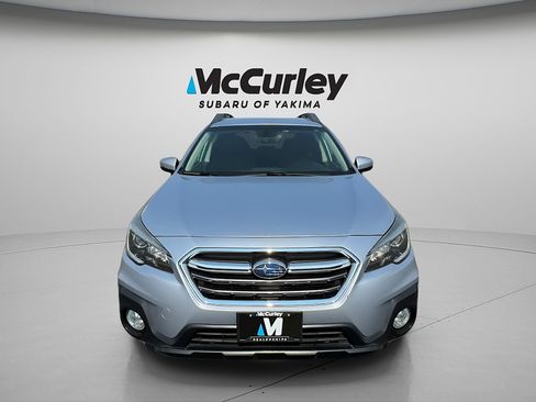 Used 2018 Subaru Outback 2.5i Premium AWD/4WD image 9