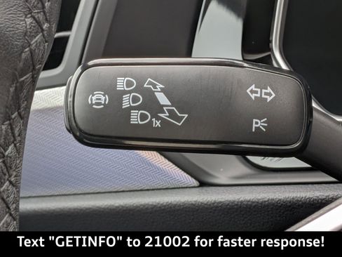 Used 2024 Volkswagen Jetta Sport image 32