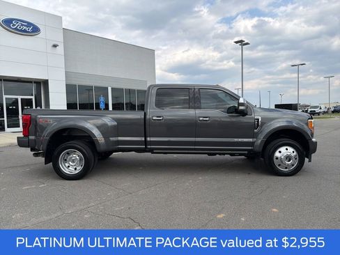Used 2018 Ford F450 Platinum w/ Platinum Ultimate Package AWD/4WD image 2