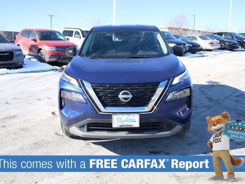 Used 2023 Nissan Rogue S image 2
