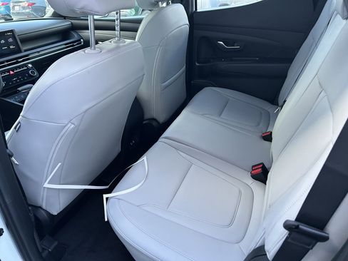 Used 2026 Hyundai Santa Cruz SEL image 9