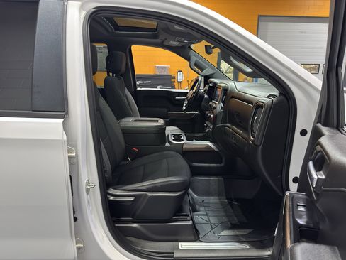 Used 2019 Chevrolet Silverado 1500 RST w/ True North Edition AWD/4WD image 20