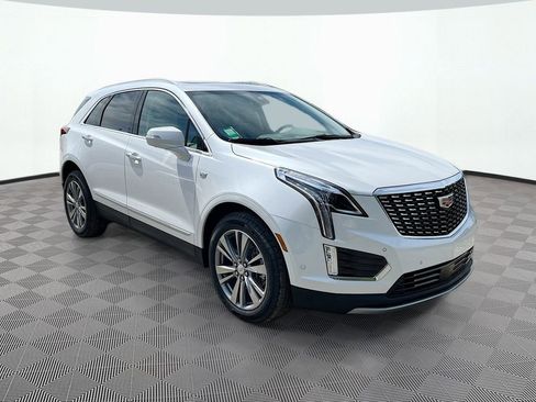 New 2026 Cadillac XT5 Premium Luxury w/ Driver Assist Package image 3
