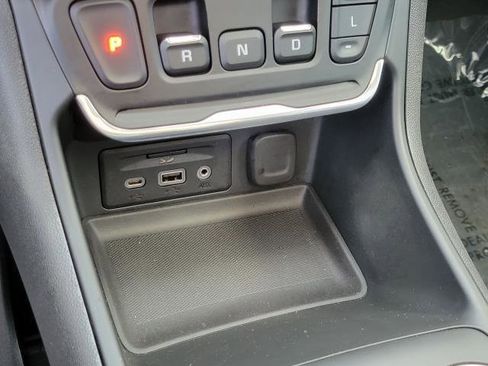 Used 2021 GMC Terrain SLE w/ Driver Convenience Package image 34