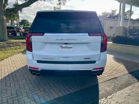 Used 2025 GMC Yukon Denali image 4