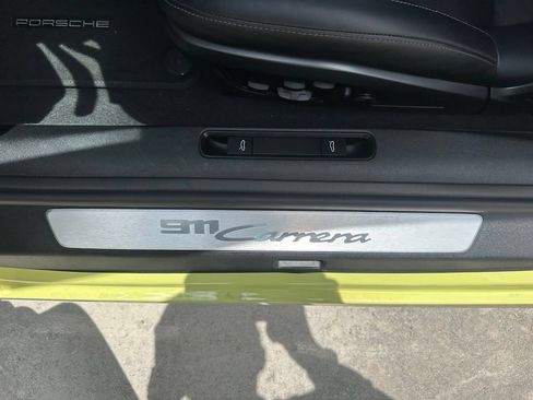 Certified 2025 Porsche 911 Carrera RWD image 23