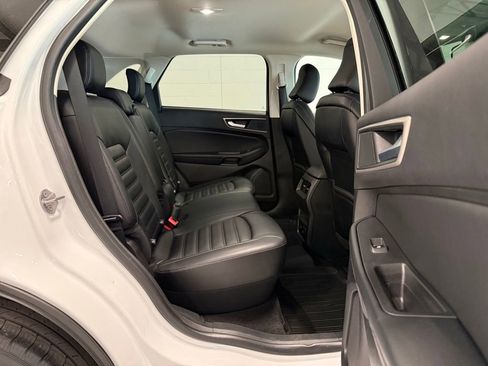 Used 2024 Ford Edge SEL w/ Convenience Package AWD/4WD image 32