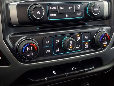 Used 2019 GMC Sierra 1500 SLE w/ SLE Value Package image 22