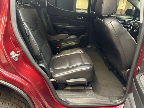Used 2017 GMC Acadia SLT FWD image 29