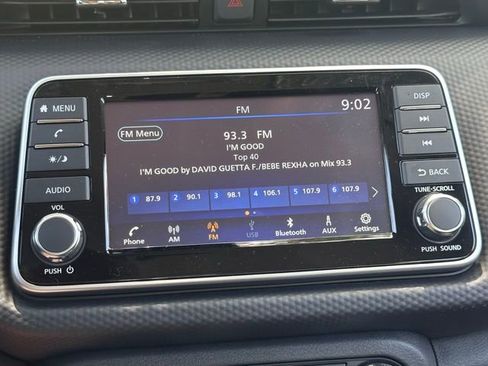 New 2025 Nissan Kicks Play S image 30