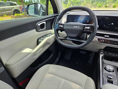 New 2026 Kia Sorento EX FWD image 9