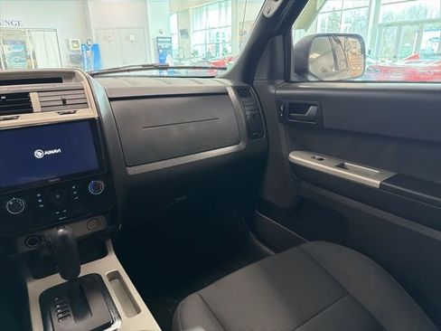 Used 2011 Ford Escape XLT image 23