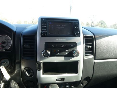 Used 2015 Nissan Titan PRO-4X w/ Pro-4x Luxury Package image 21