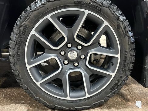 Used 2019 RAM 1500 Sport w/ Level 2 Equipment Group image 10
