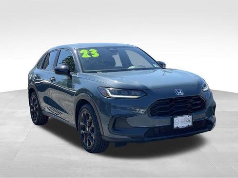 Used 2023 Honda HR-V Sport image 3