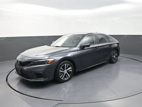 Used 2023 Honda Civic LX image 3