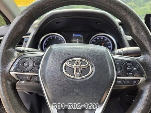 Used 2022 Toyota Camry LE FWD image 23