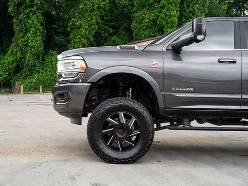 Used 2021 RAM 3500 Limited AWD/4WD image 3
