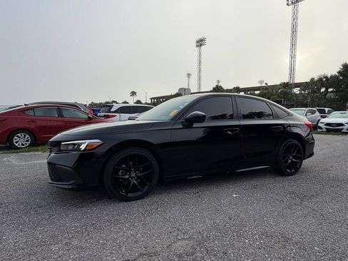 Used 2023 Honda Civic Sport image 9