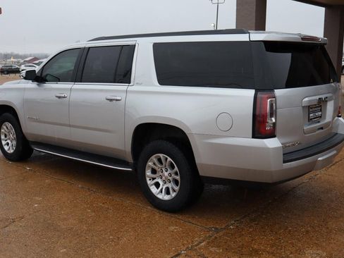 Used 2018 GMC Yukon XL SLT w/ Open Road Package image 3