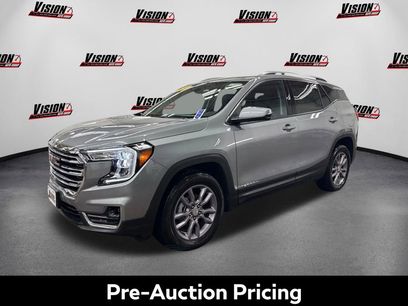 Used 2024 GMC Terrain SLT