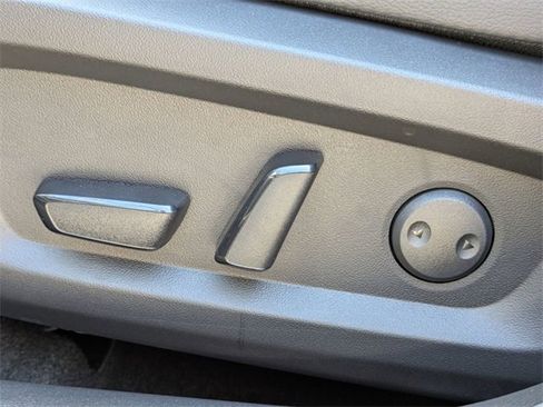 New 2025 Mitsubishi Outlander SEL image 23