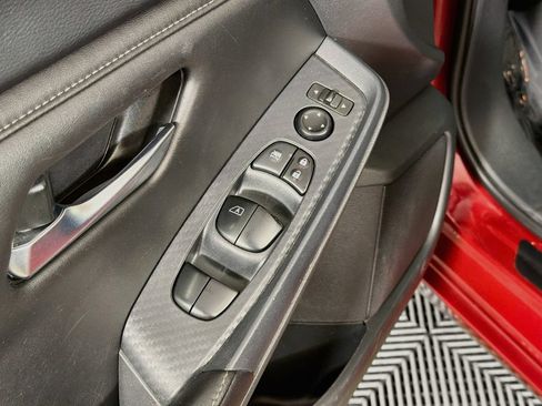 Used 2024 Nissan Sentra SV w/ All-Weather Package FWD image 17