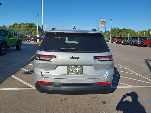 New 2025 Jeep Grand Cherokee L Altitude image 7