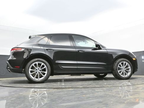 New 2025 Porsche Macan image 36