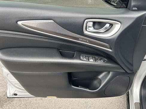 Used 2020 INFINITI QX60 Luxe w/ Essential Package image 25