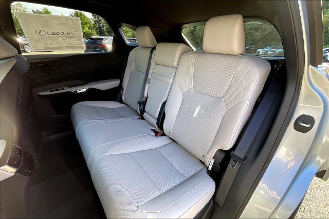 New 2026 Lexus RX 350h AWD/4WD image 10