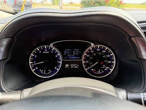 Used 2020 INFINITI QX60 Luxe w/ Essential Package FWD image 18