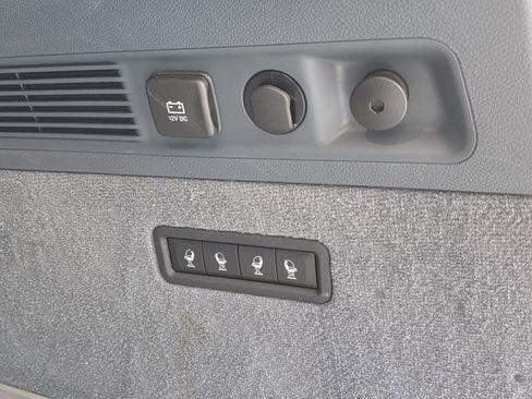 Used 2022 Jeep Grand Wagoneer Series II w/ Premium Group II image 33