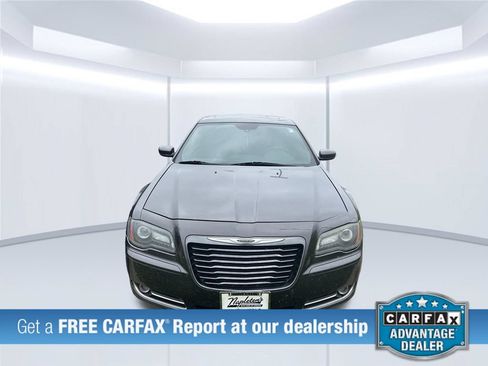 Used 2014 Chrysler 300 S w/ Luxury Group AWD/4WD image 3