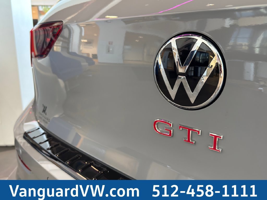 New 2026 Volkswagen GTI SE FWD image 11