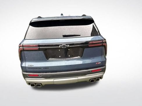 Used 2025 Chevrolet Traverse Z71 w/ Enhanced Driving Package AWD/4WD image 8
