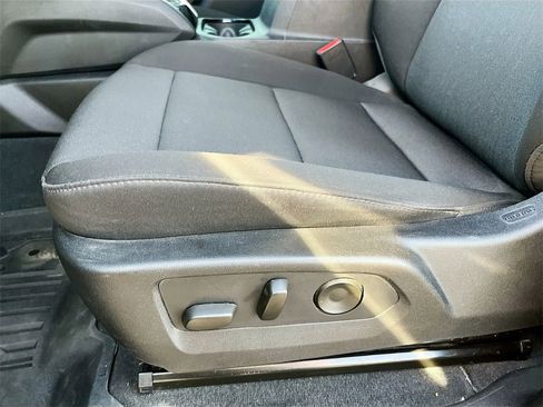 Used 2024 Chevrolet Colorado Trail Boss w/ Technology Package image 19