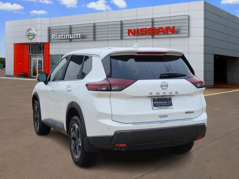 New 2026 Nissan Rogue SV image 5